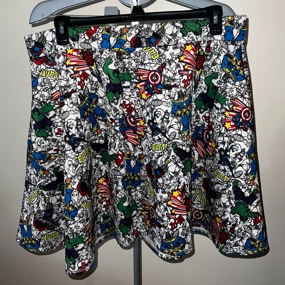 Marvel Comics Skirt with Superhero Print - Picture 2 of 4